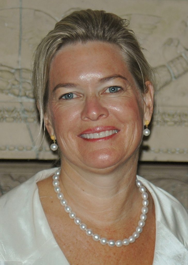 Susan Thomas Headshot